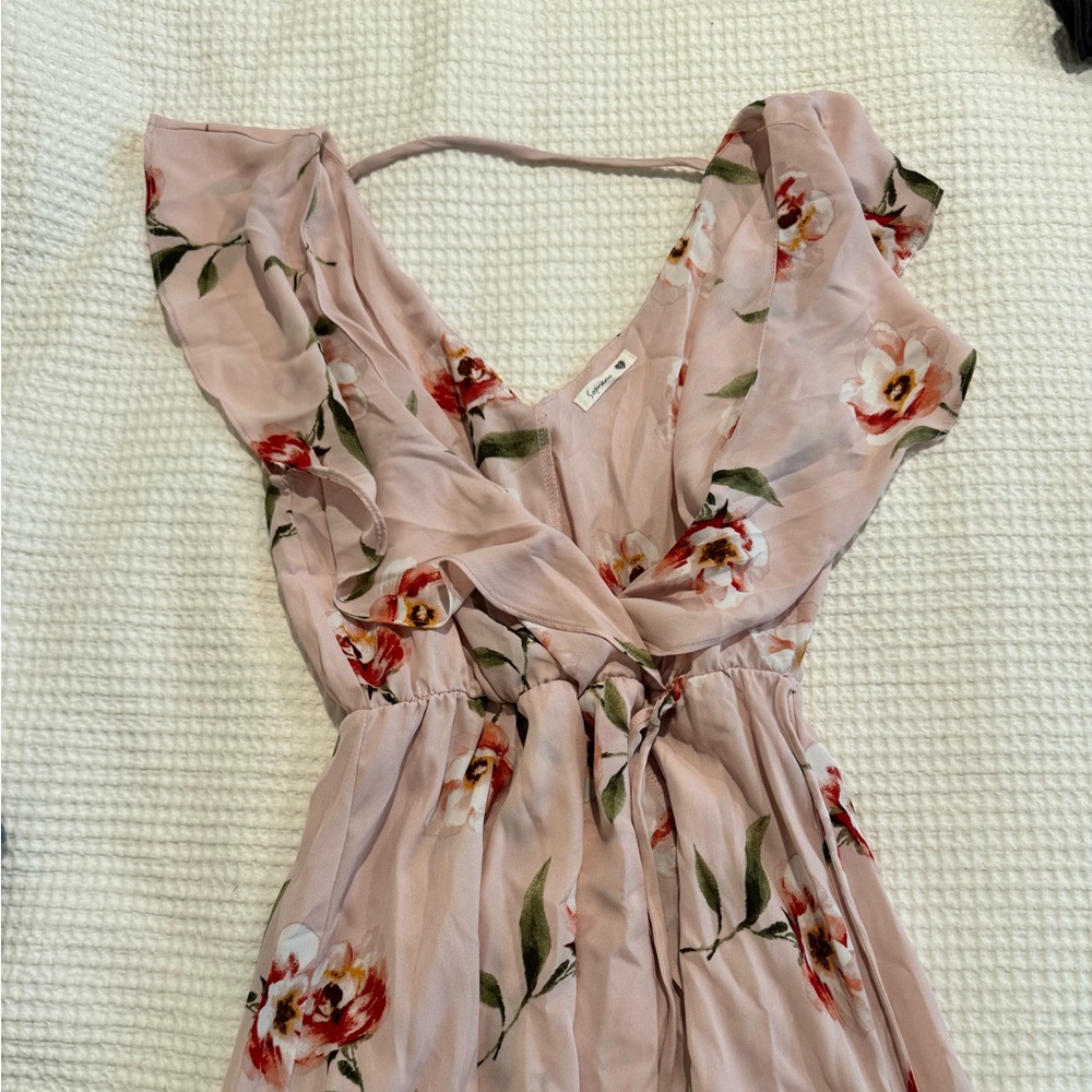 Light pink floral midi dress Size Small